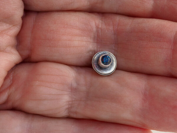 Sapphire Stud Earring on Fingers Sapphire Stud Earring on Fingers