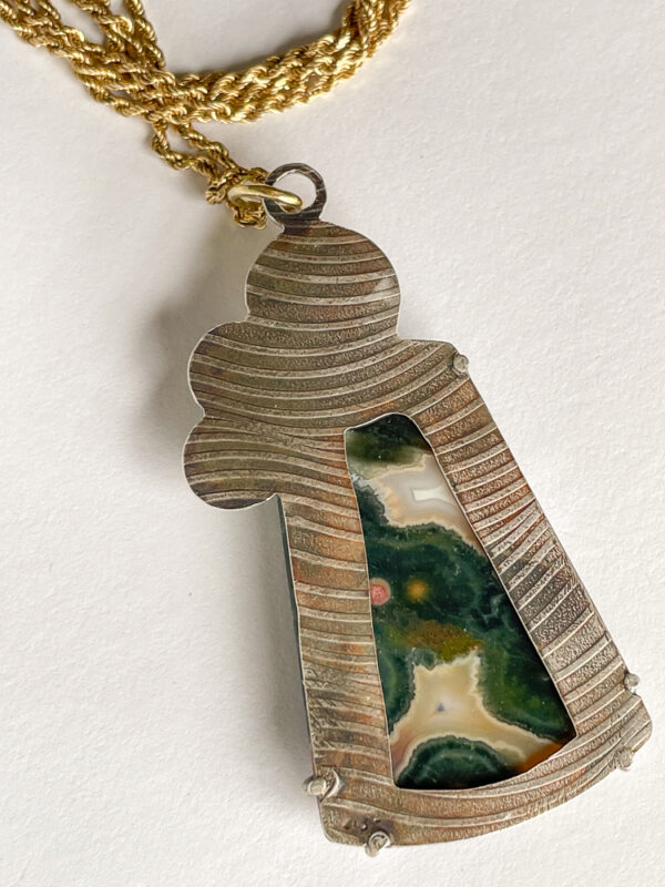 Multi gemstone pendant Waves texture back
