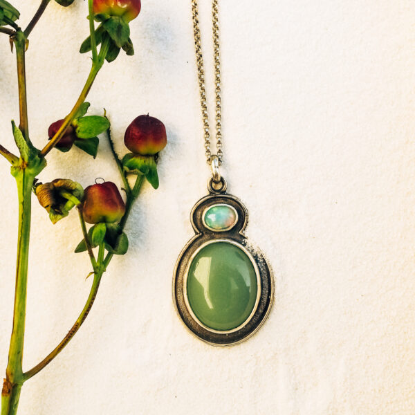Green pendant with berries