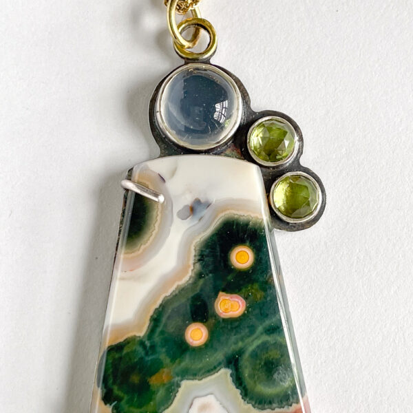 Pendant necklace made of ocean jasper