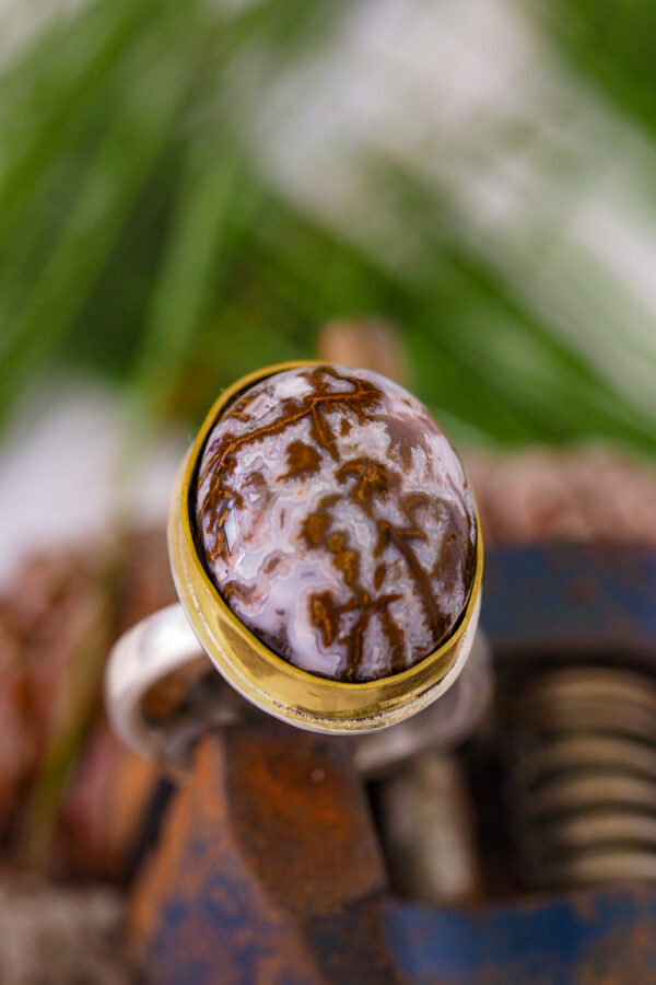 Princess Wingate Gold Cocktail Ring agate stone ring